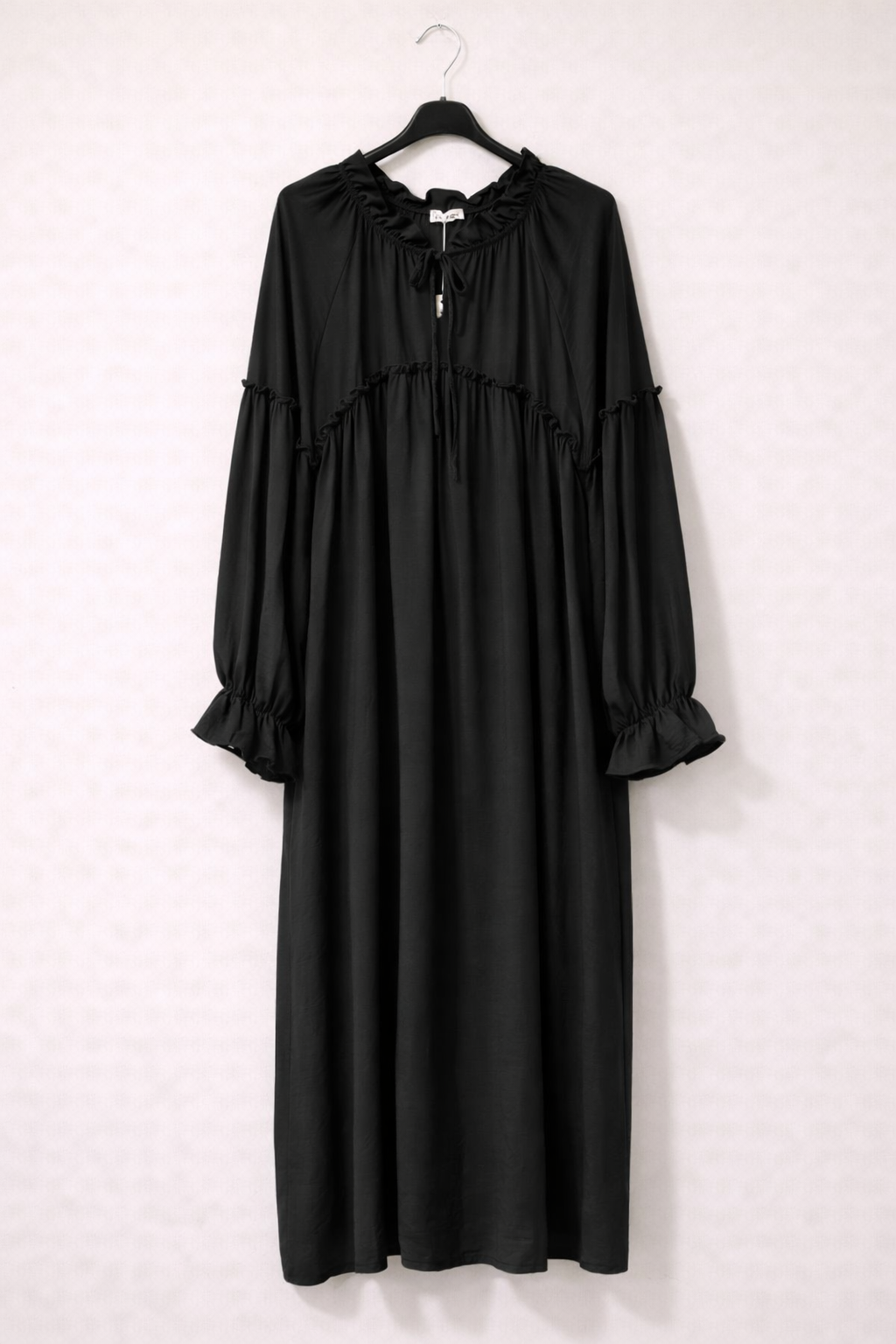 Simple ruffle detail long casual dress