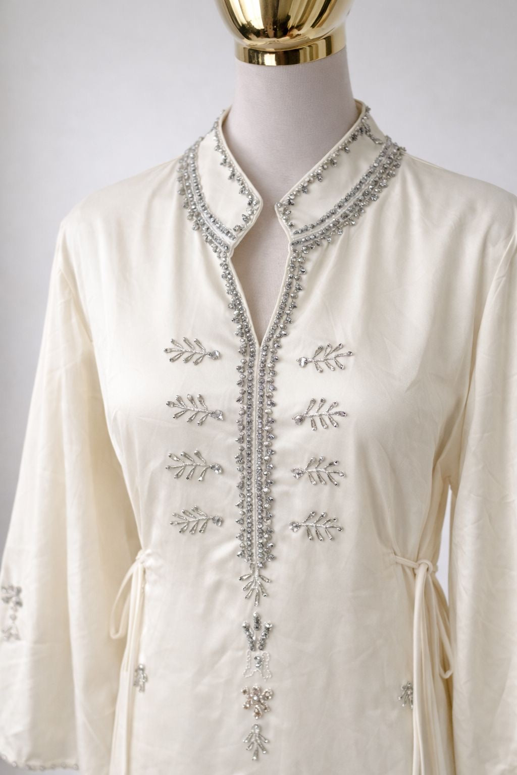 Heirloom Tie Waist Abaya