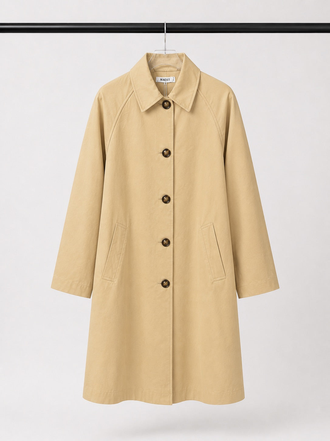 Classic lightweight casual jacket with collar