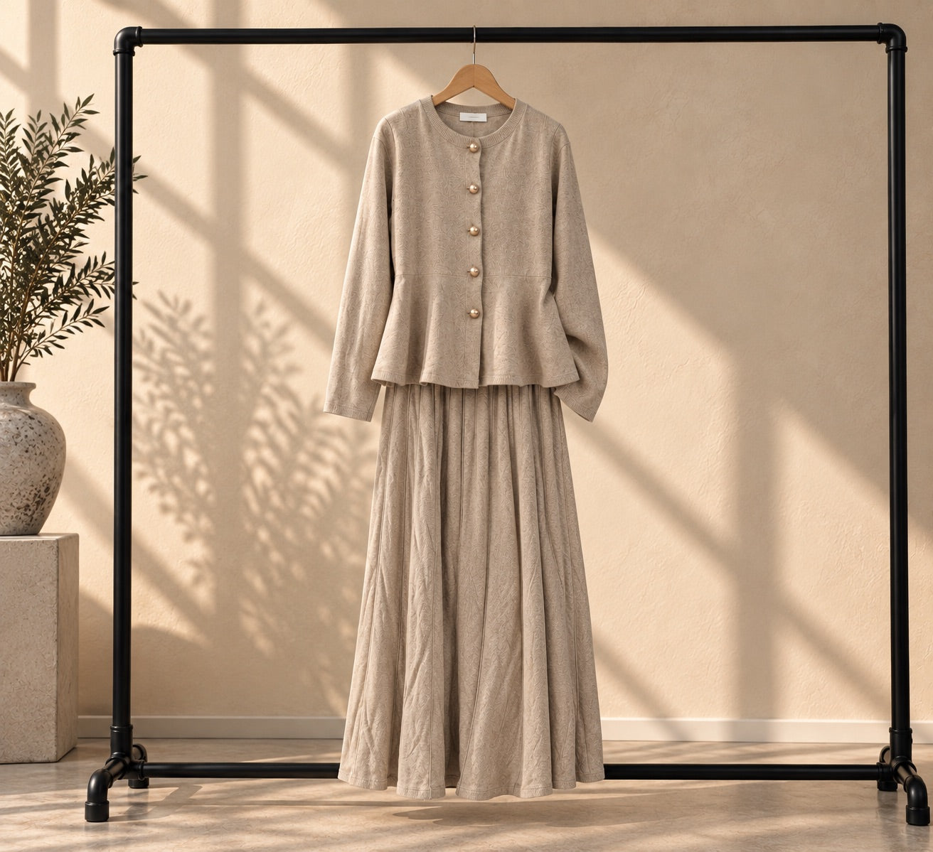 Panelled Knit Skirt Set