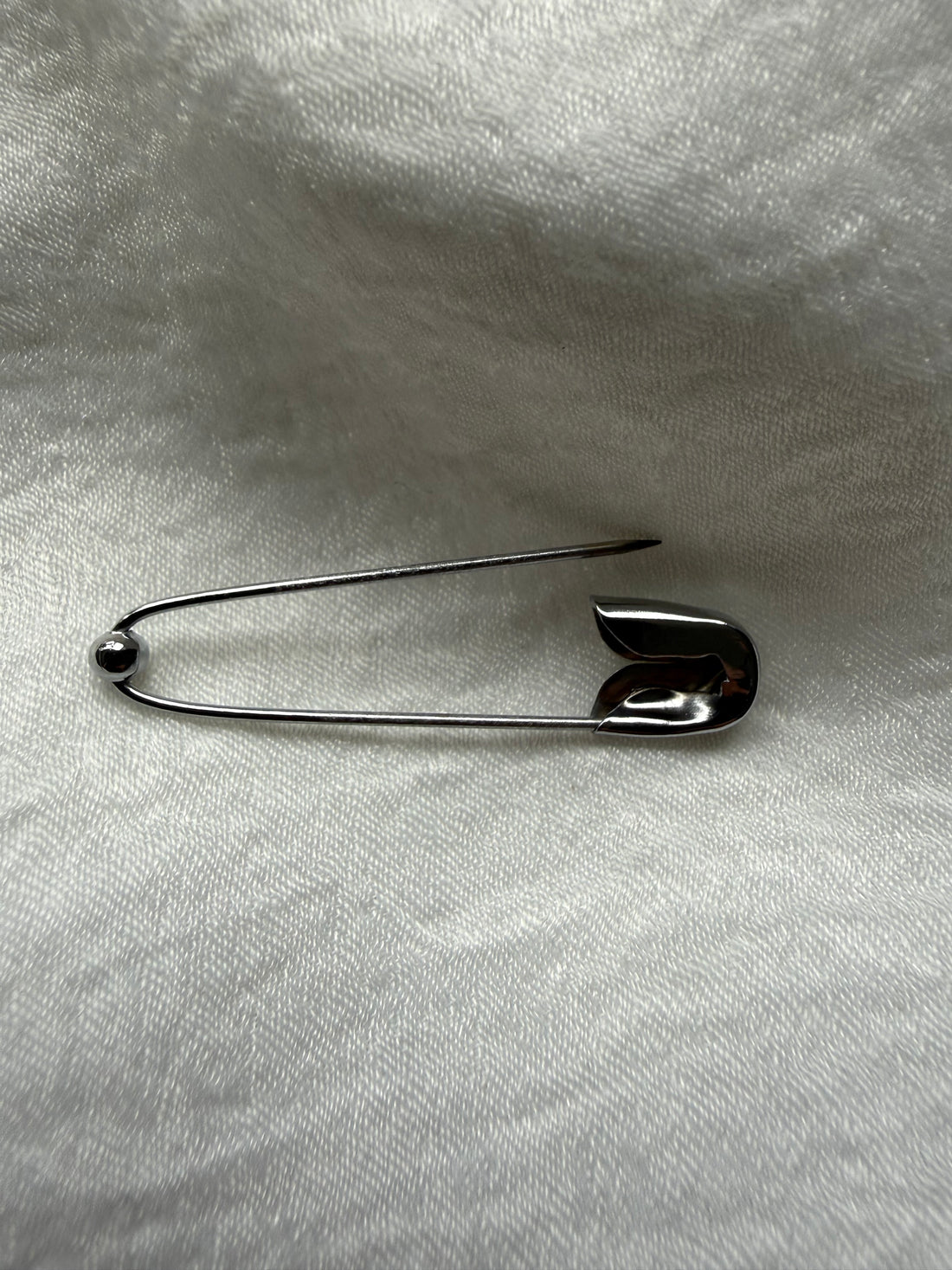 No Snag Ball-End Hijab Safety Pins for Everyday Use 10pcs - Secure Clasp Closure, Smooth Tip, Gold & Silver Finishes, Lightweight & Durable