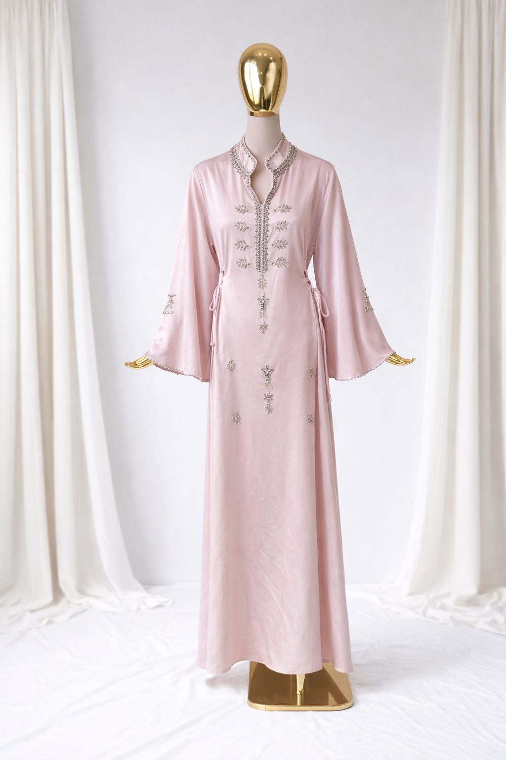 Heirloom Tie Waist Abaya