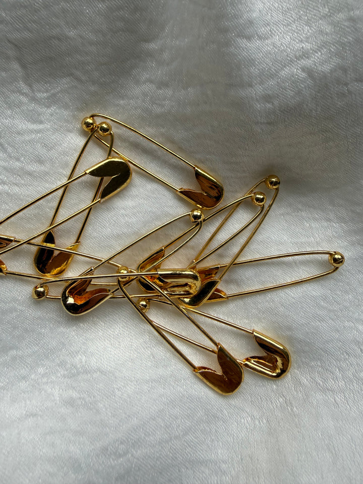 No Snag Ball-End Hijab Safety Pins for Everyday Use 10pcs - Secure Clasp Closure, Smooth Tip, Gold & Silver Finishes, Lightweight & Durable