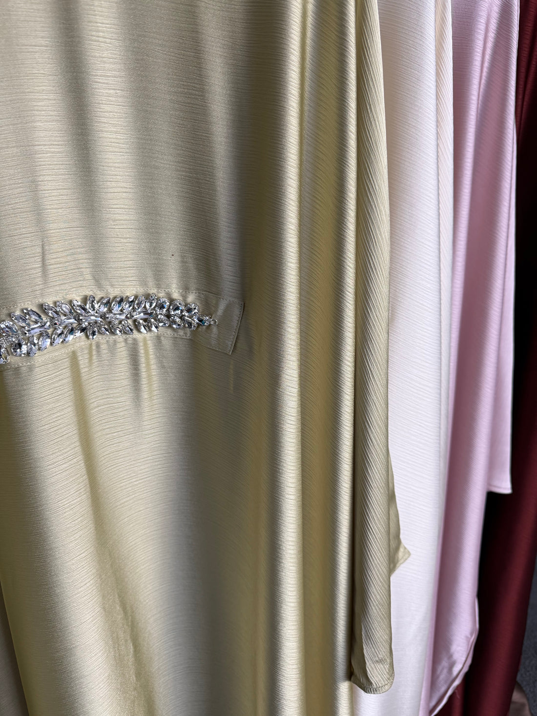 Kaftan Style belt embellished abaya with inner tie