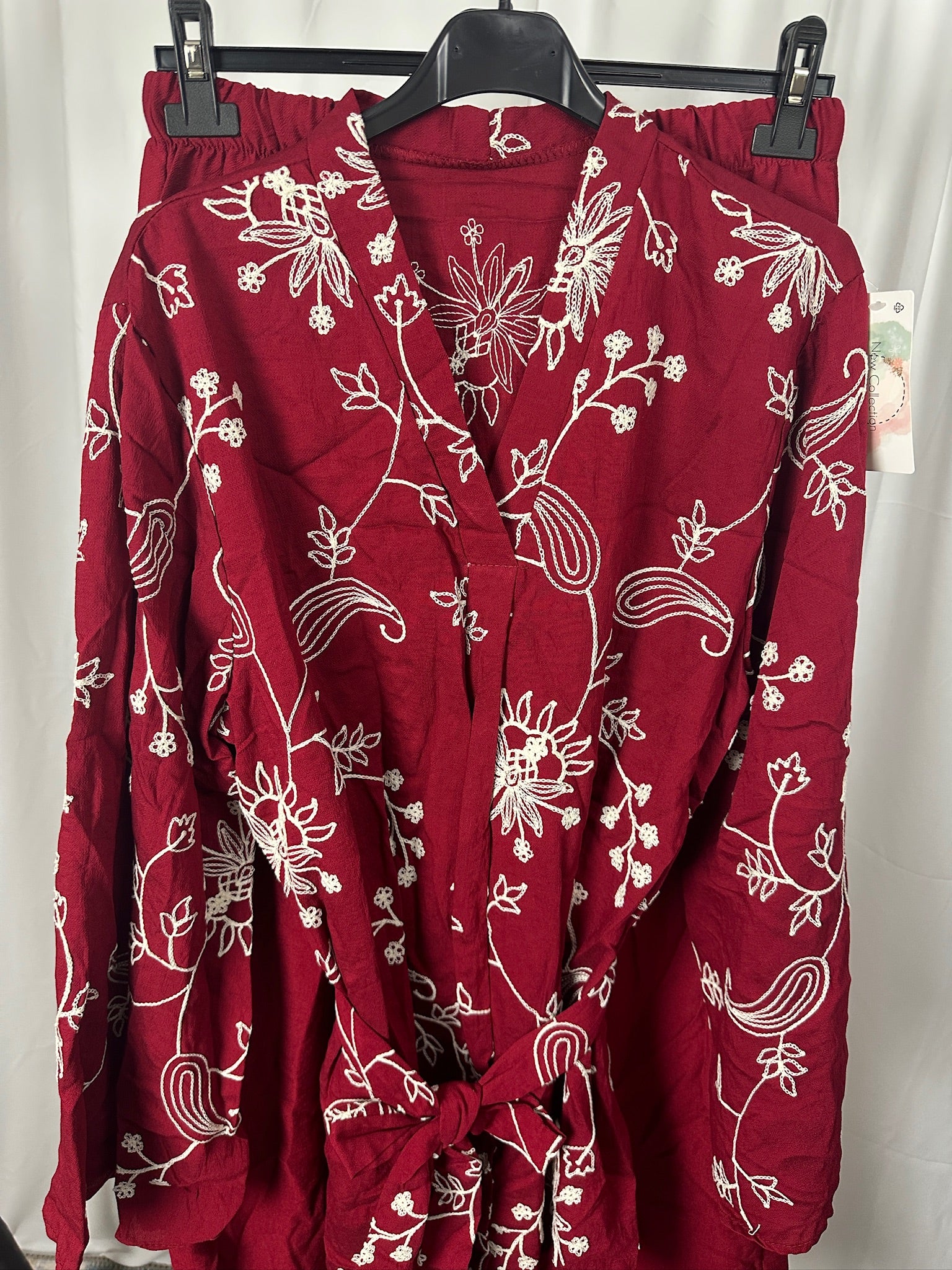 Embroidered floral thread detail belted set