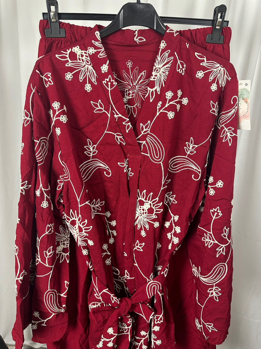 Embroidered floral thread detail belted set