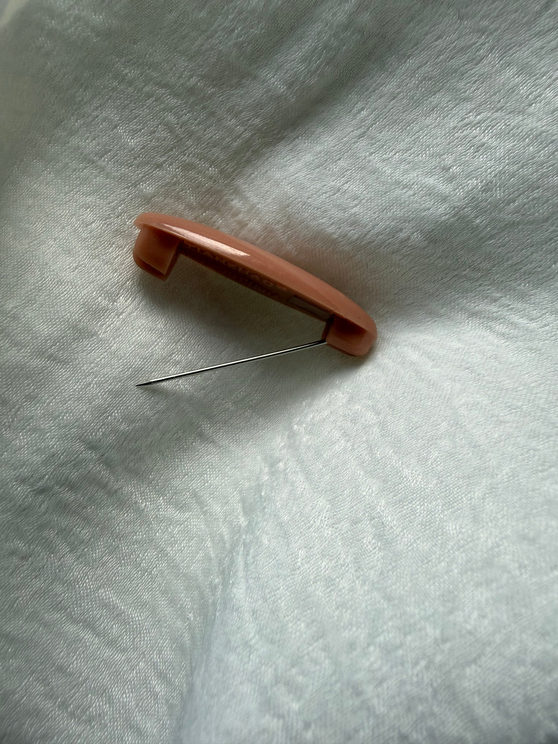 Neutral Colour No Snag Hijab Pins 8pk Soft Touch Hijab Clips for Everyday Wear