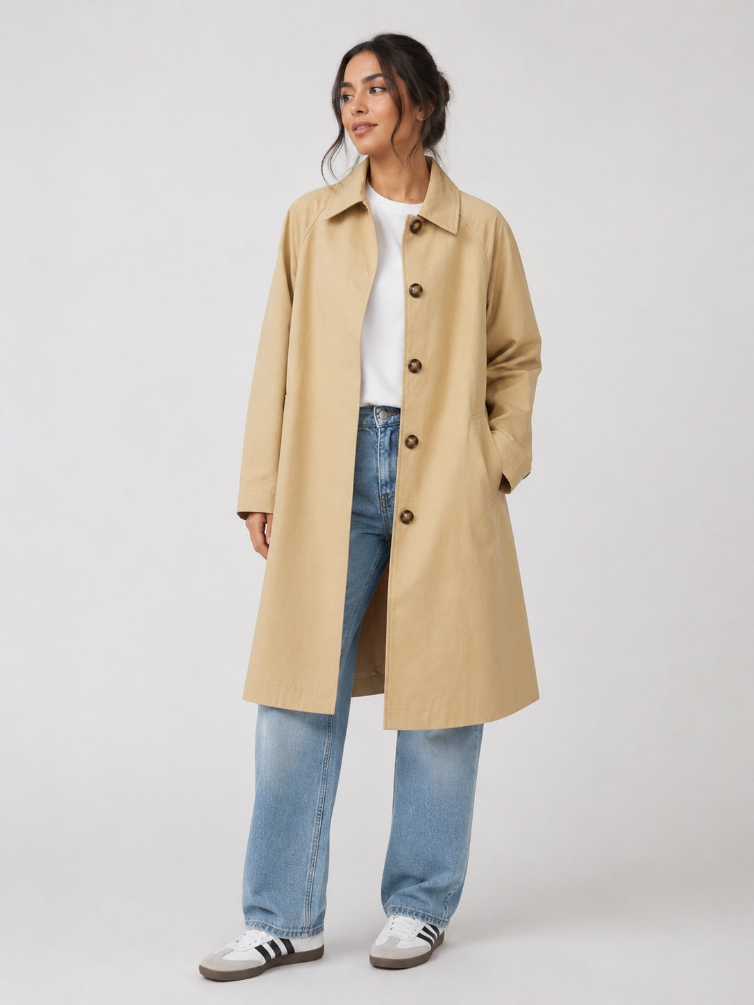 Classic lightweight casual jacket with collar