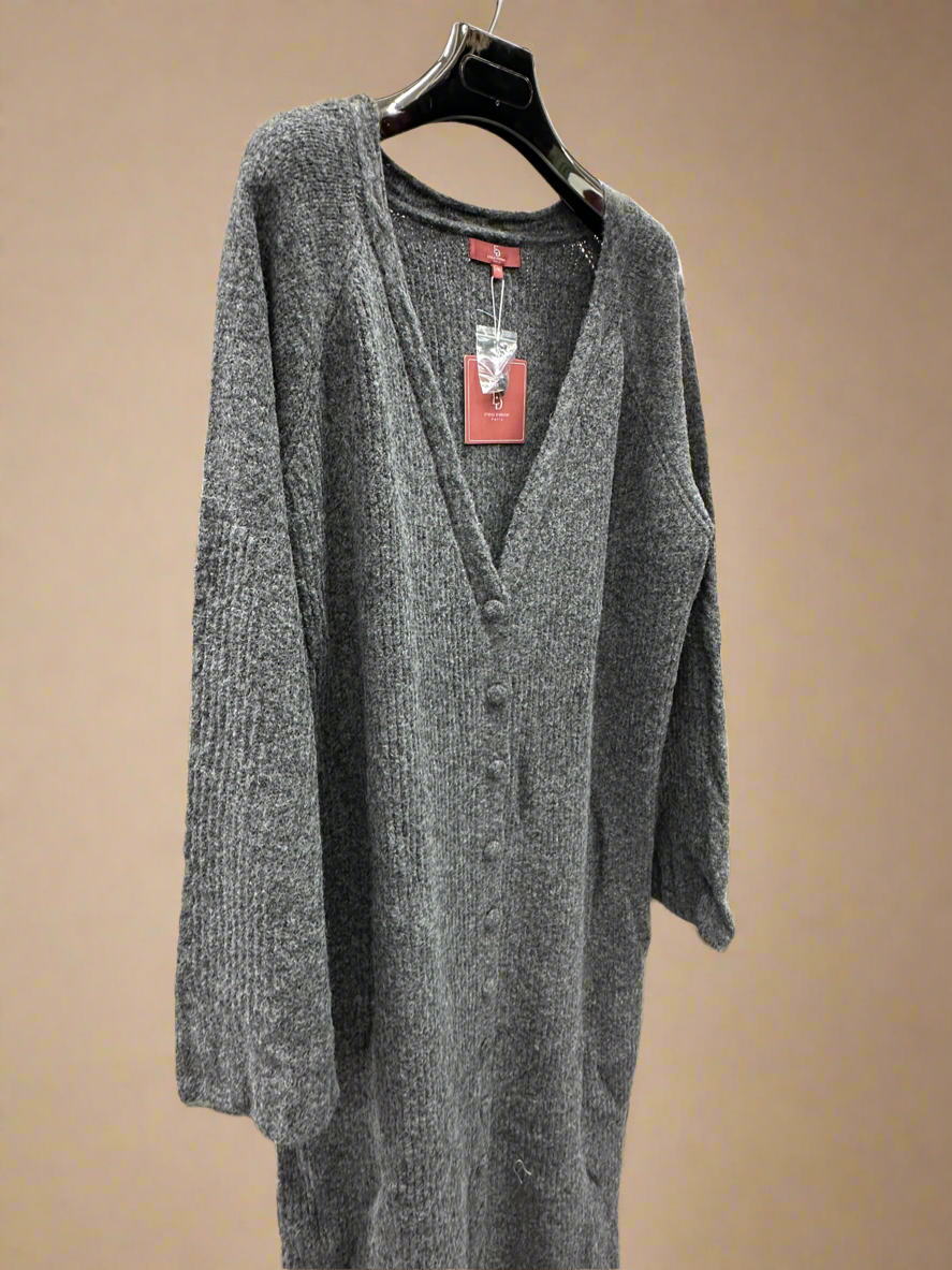 Ribbed buttoned cardigans