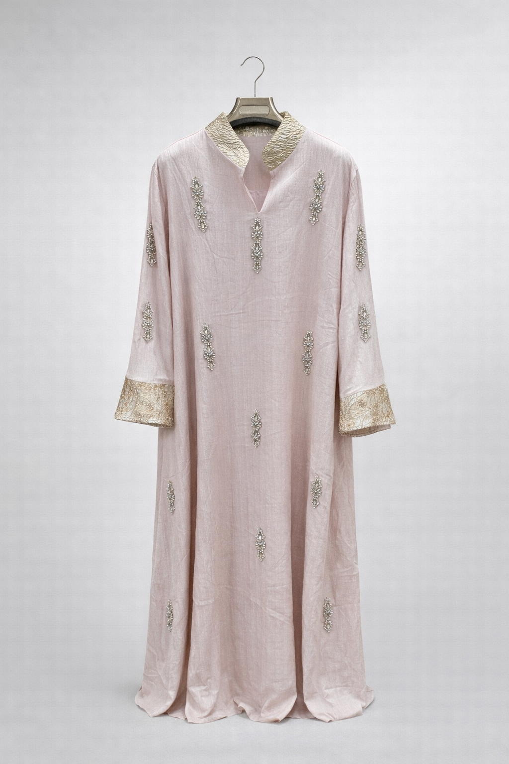 Cascade Signature Collar Abaya