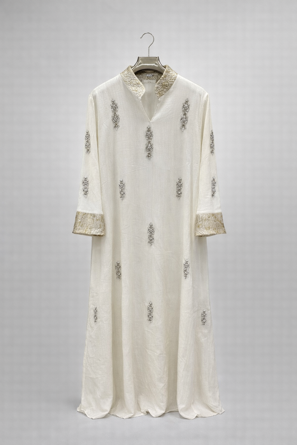 Cascade Signature Collar Abaya