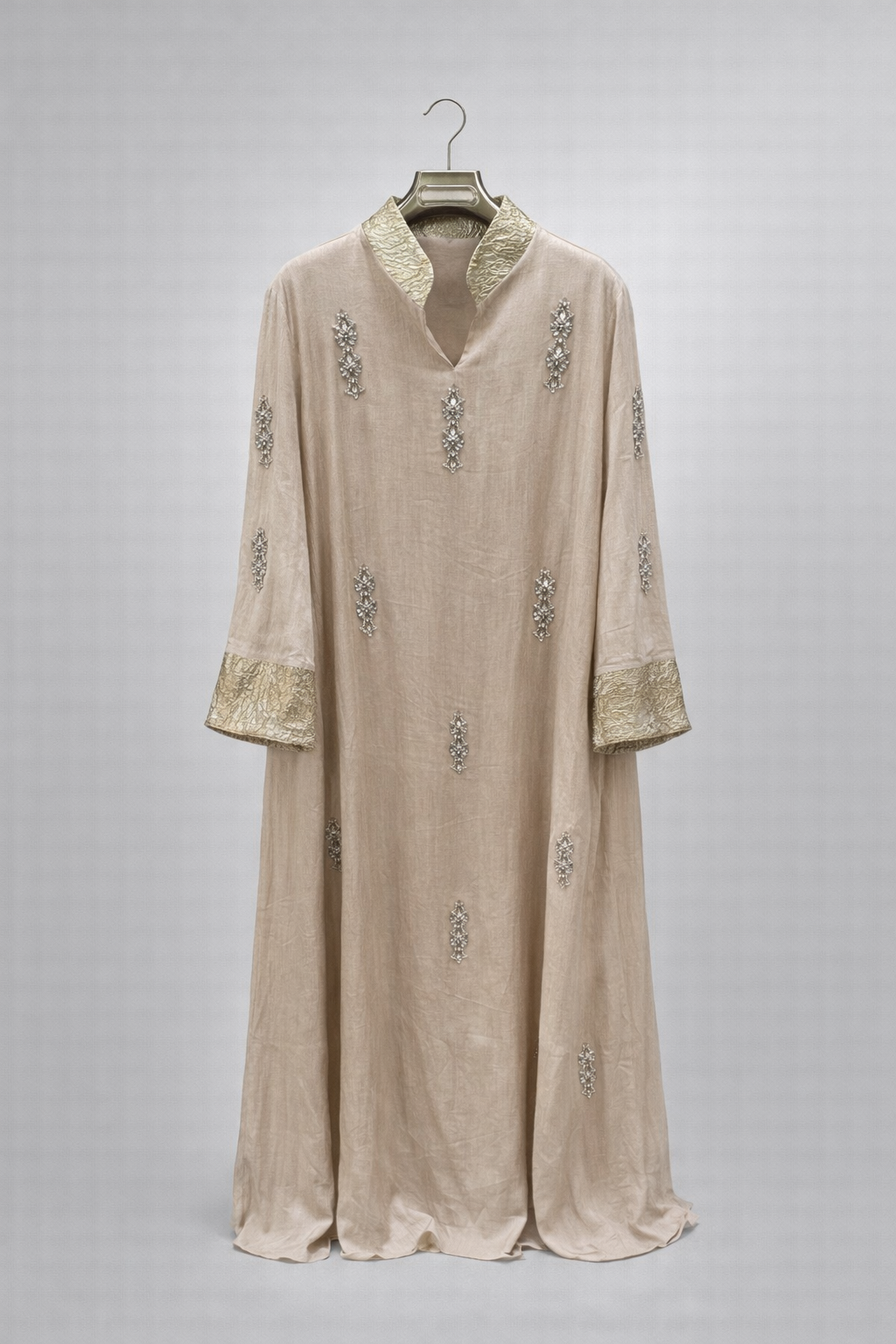 Cascade Signature Collar Abaya