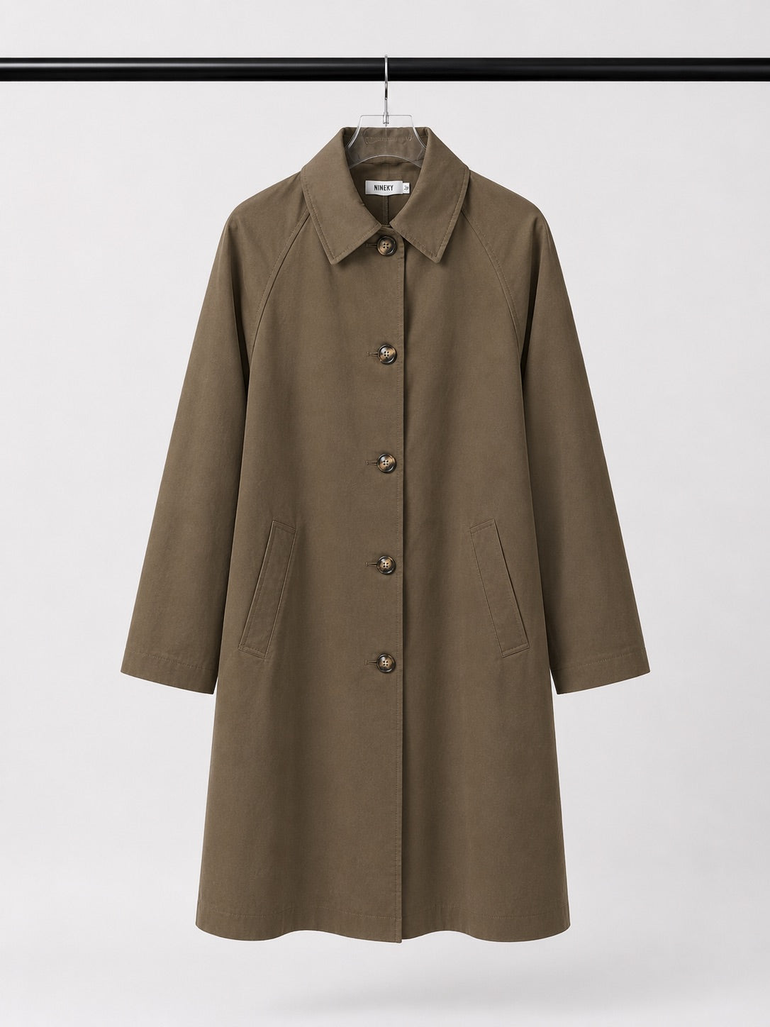 Classic lightweight casual jacket with collar