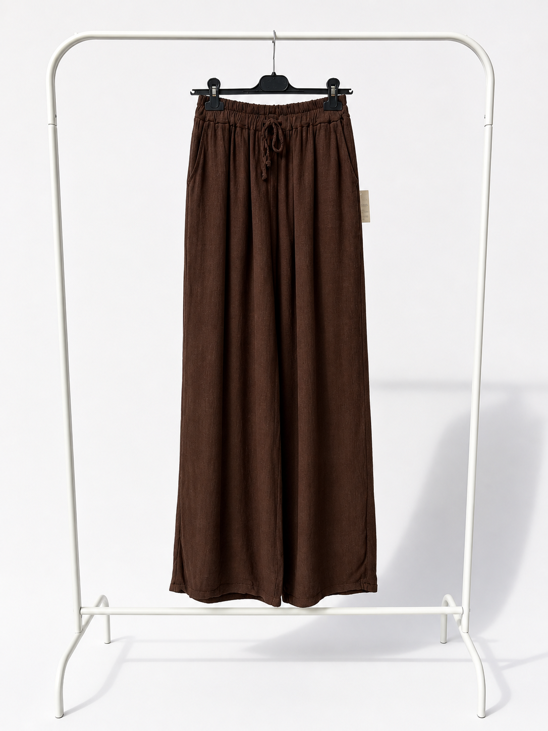 Women's lightweight comfortabe wide leg trouser