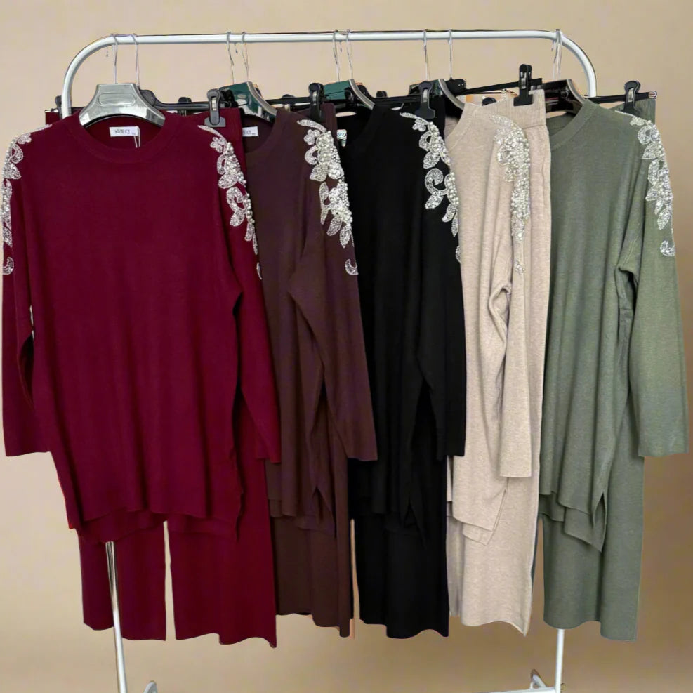 Embellished shoulder round neck jumper set