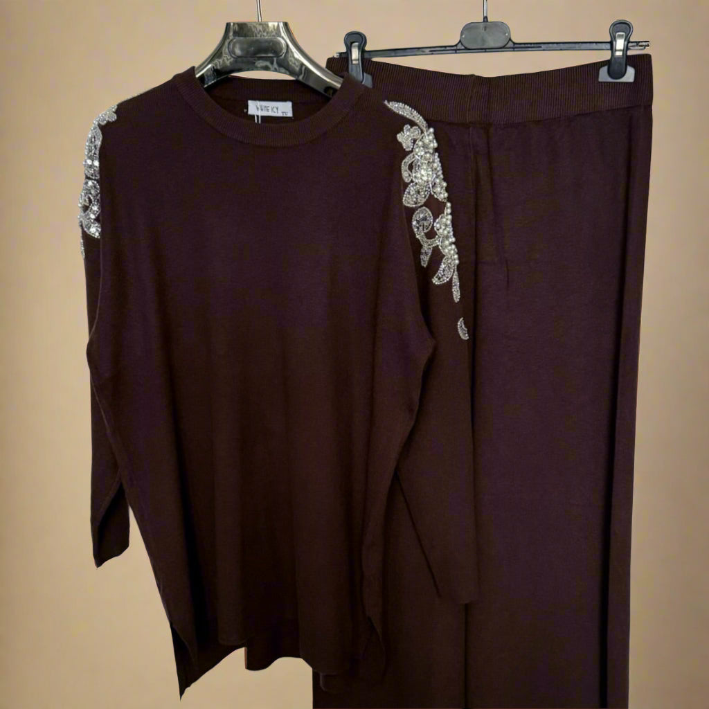 Embellished shoulder round neck jumper set