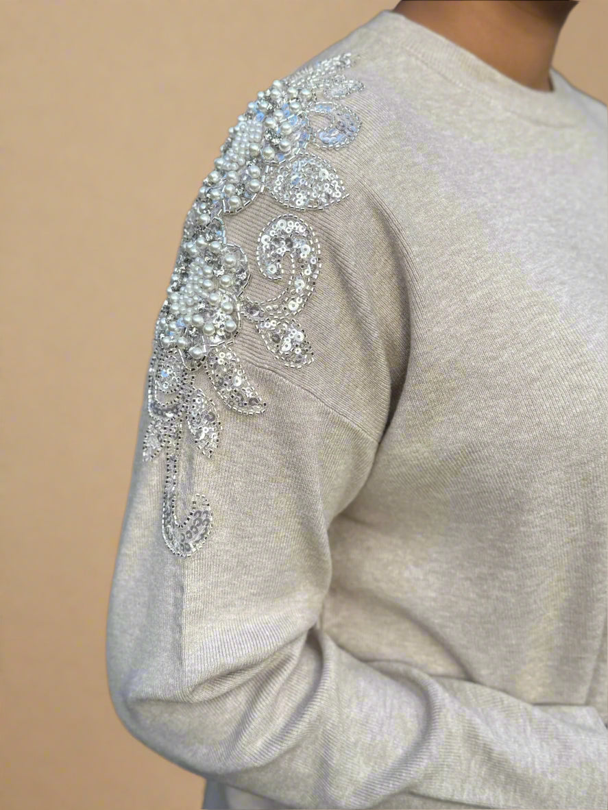 Embellished shoulder round neck jumper set