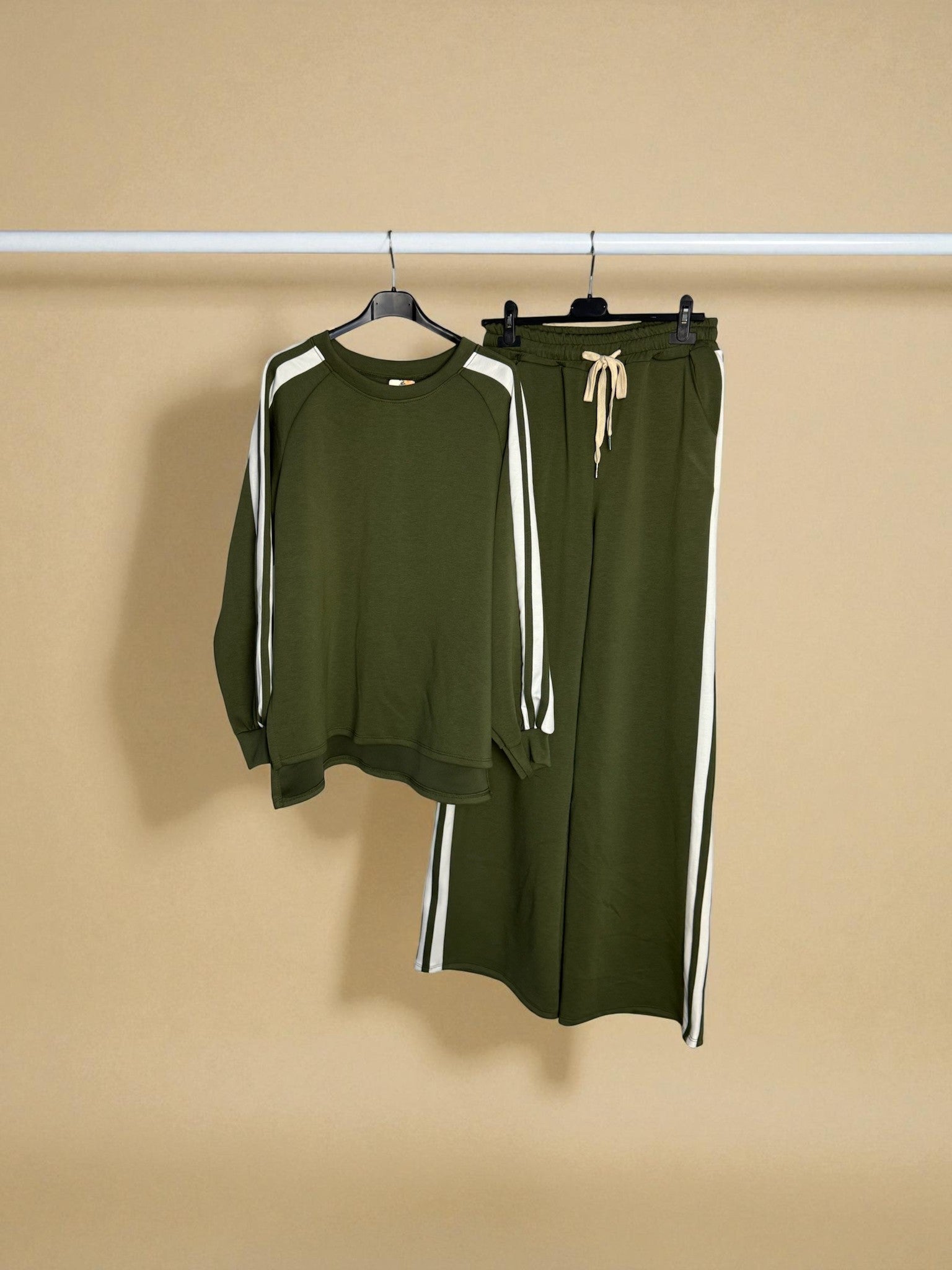 Striped sweatshirt set