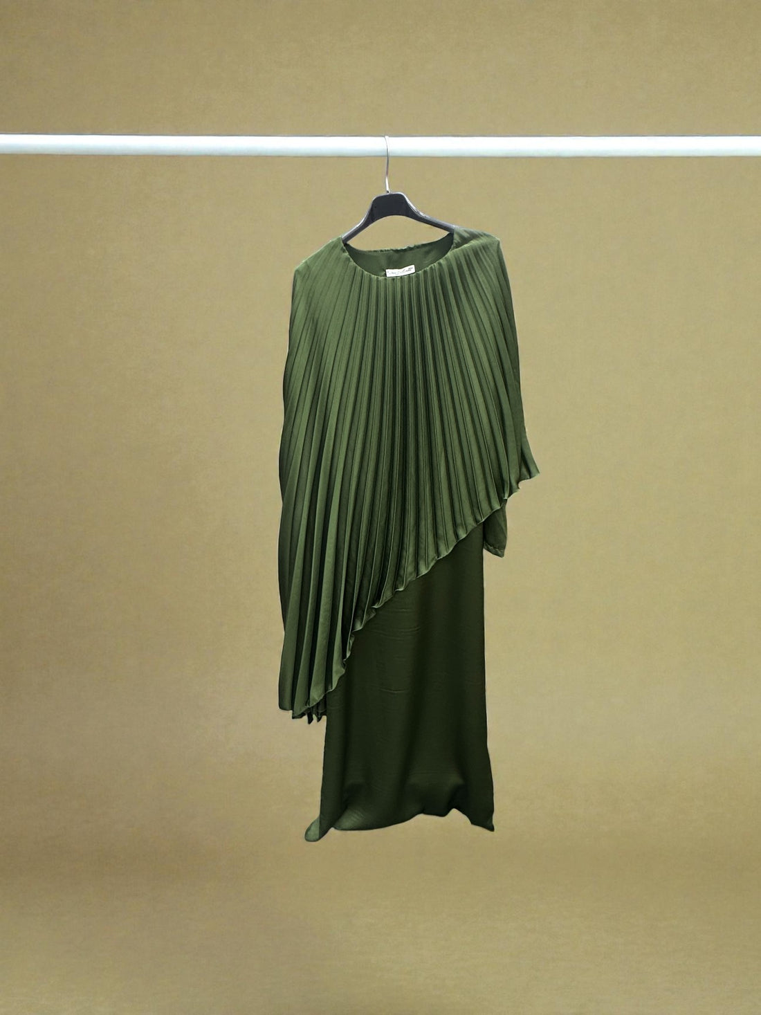 Pleated layer maxi dress